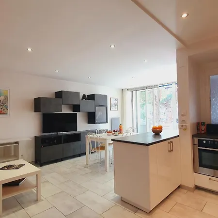 T2 Centre-ville Parking Clim Wifi - Rossiconciergerie - Linge Inclus Apartment